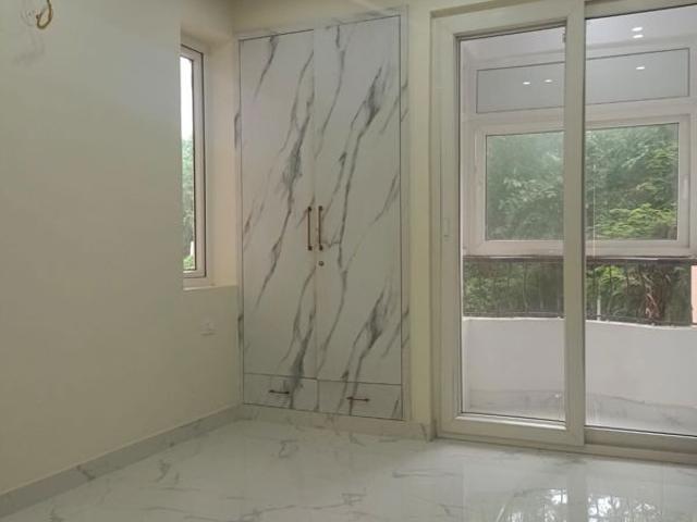 Resale | 3 BHK 1600 Sq.Ft. Apartment in Dwarka