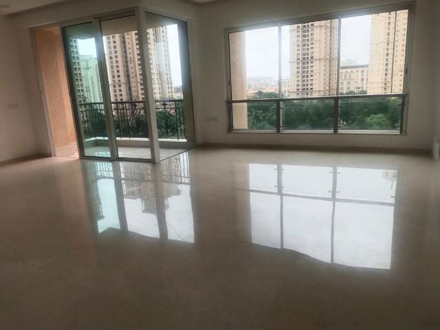 Resale | 3 BHK + 1600 Sq.Ft. Apartment in Hiranandani Avalon