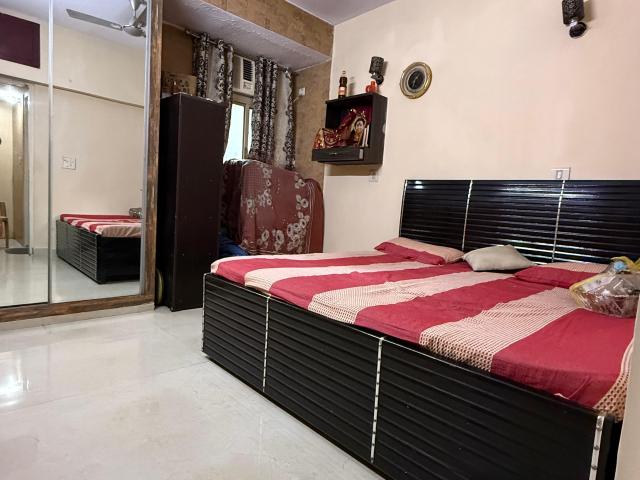 Resale | 3 BHK 1600 Sq.Ft. Apartment in IP Extension