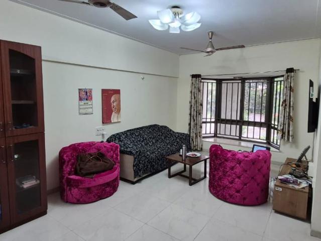 Resale | 3 BHK 1600 Sq.Ft. Apartment in Lunkad Skylounge