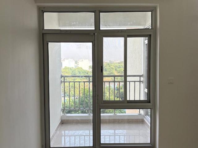 Resale | 3 BHK 1600 Sq.Ft. Apartment in New Jyoti Apartment