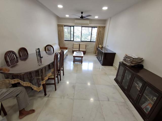 Resale | 3 BHK 1600 Sq.Ft. Apartment in Sarkar Avenue Apartment