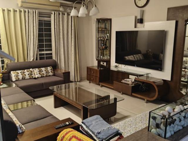 Resale | 3 BHK 1600 Sq.Ft. Apartment in Rohan Mithila
