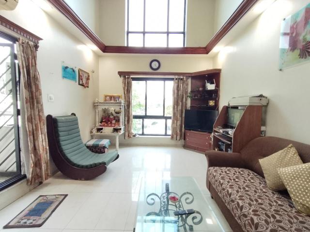 Resale | 3 BHK 1620 Sq.Ft. Apartment in Clover Village
