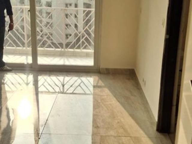Resale | 3 BHK 1625 Sq.Ft. Apartment in Amrapali Eden Park