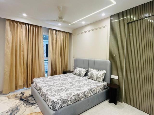 Resale | 3 BHK 1625 Sq.Ft. Apartment in Godrej Meridien