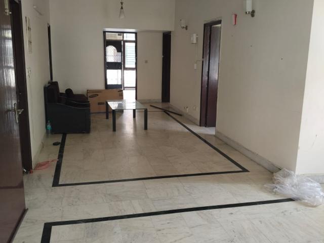 Resale | 3 BHK 1625 Sq.Ft. Apartment in Godrej Meridien