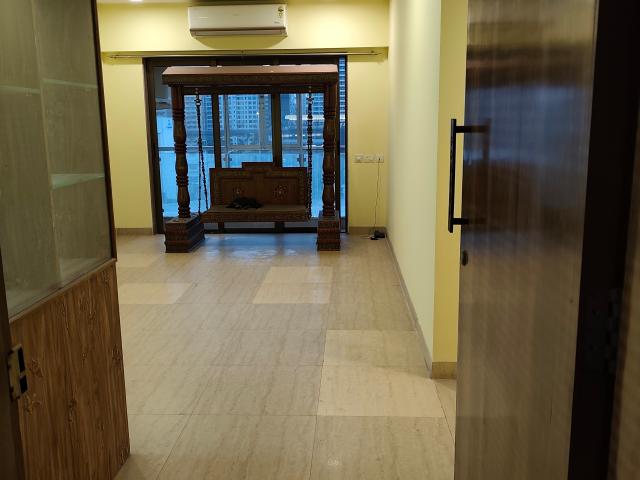 Resale | 3 BHK 1631 Sq.Ft. Apartment in HDIL Metropolis Residences