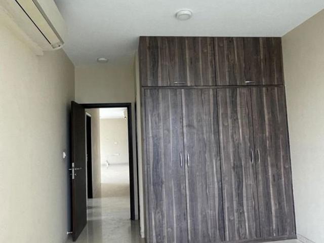 Resale | 3 BHK + 1632 Sq.Ft. Apartment in Oberoi Exquisite Goregaon