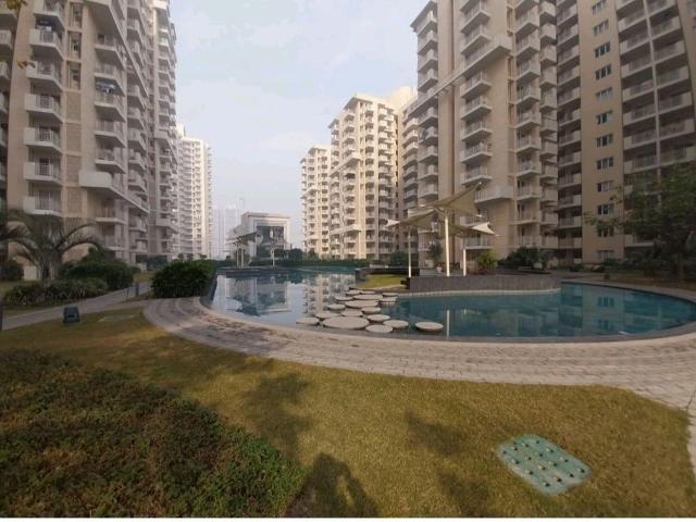Resale | 3 BHK 1746 Sq.Ft. Apartment in M3M Marina