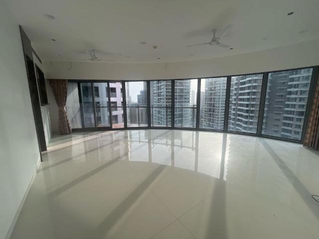 Resale | 3 BHK + 1753 Sq.Ft. Apartment in Lodha World View