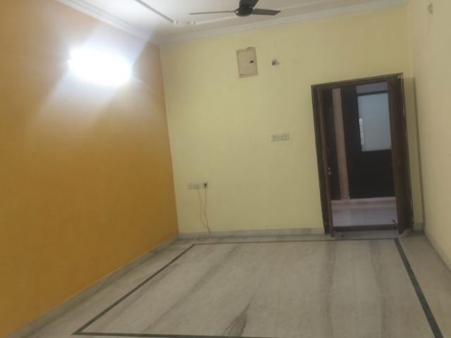 Resale | 3 BHK + 1750 Sq.Ft. Apartment in Film Nagar