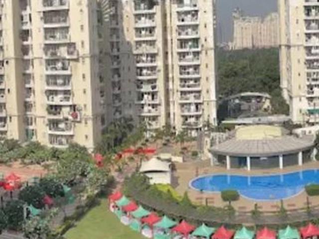 Resale | 3 BHK 1750 Sq.Ft. Apartment in Supertech Emerald Court