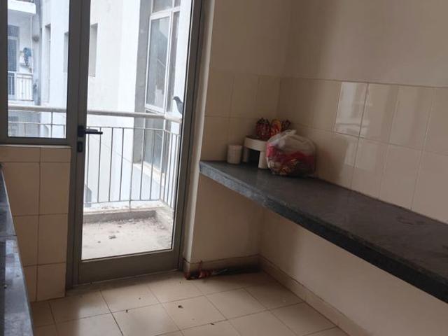 Resale | 3 BHK 1750 Sq.Ft. Apartment in Vatika Lifestyle Homes