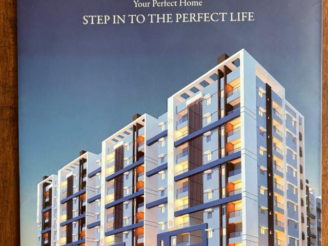 Resale | 3 BHK 1763 Sq.Ft. Apartment in Vasavis Solitaire Heights
