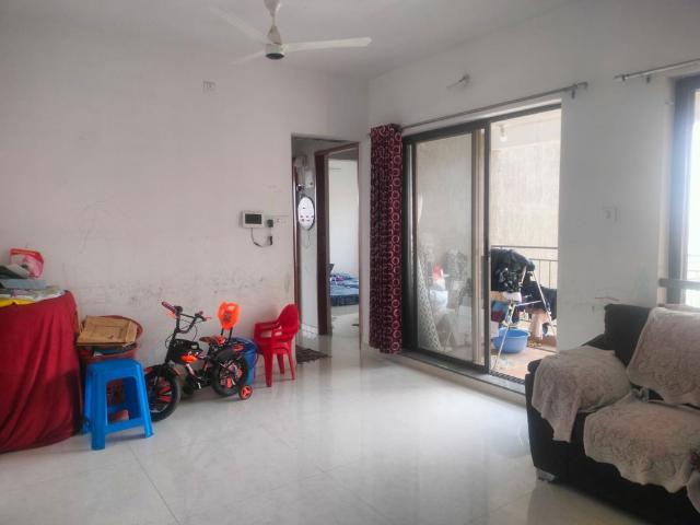 Resale | 3 BHK 1765 Sq.Ft. Apartment in Vasavi Solitaire Heights