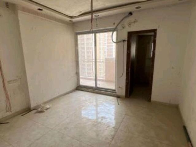 Resale | 3 BHK 1775 Sq.Ft. Apartment in Gomti Nagar