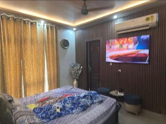Resale | 3 BHK 1775 Sq.Ft. Apartment in Omaxe R2