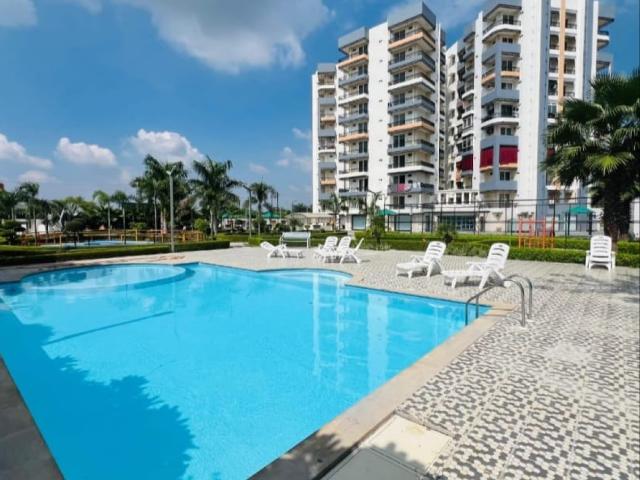 Resale | 3 BHK 1781 Sq.Ft. Apartment in Ratan Galaxy
