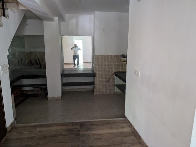 Resale | 3 BHK 1790 Sq.Ft. Apartment in Jaypee Green Wish town Klassic