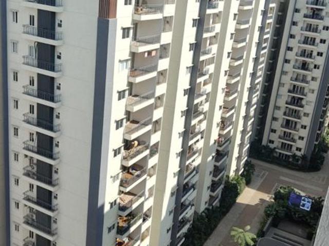 Resale | 3 BHK 1795 Sq.Ft. Apartment in EIPL Corner Stone