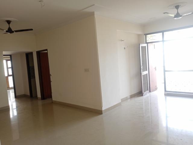Resale | 3 BHK 1795 Sq.Ft. Apartment in Parsvnath Prestige