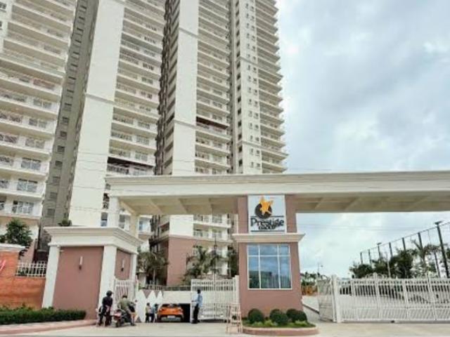 Resale | 3 BHK + 1796 Sq.Ft. Apartment in Prestige Beverly Hills