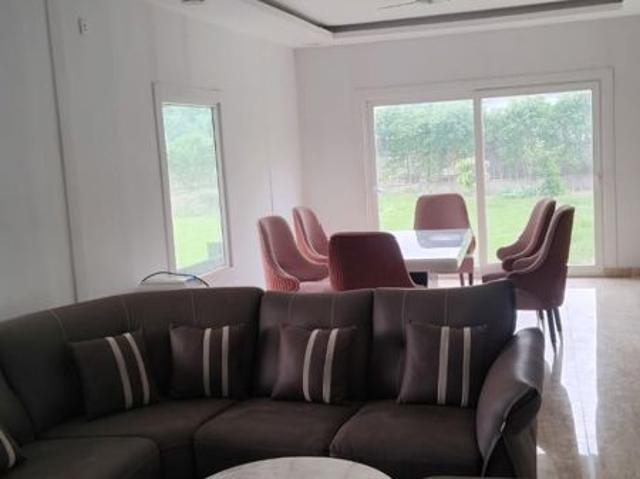 Resale | 3 BHK 1700 Sq.Yd. Apartment in Sector 150