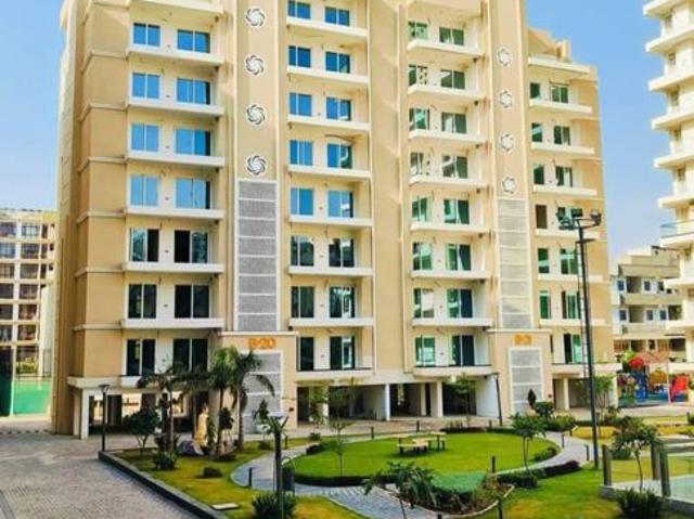Resale | 3 BHK 1700 Sq.Ft. Apartment in Ambala Highway
