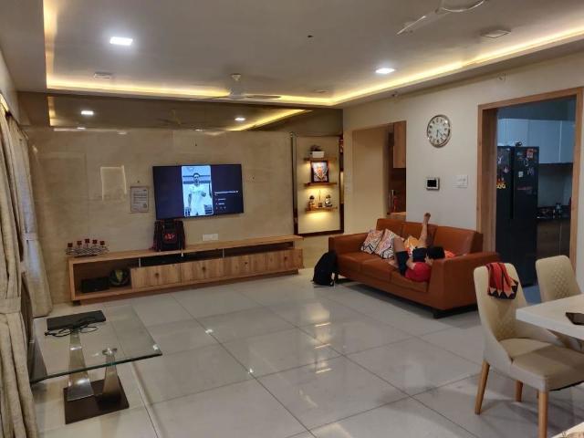 Resale | 3 BHK 1700 Sq.Ft. Apartment in Baner Gaon