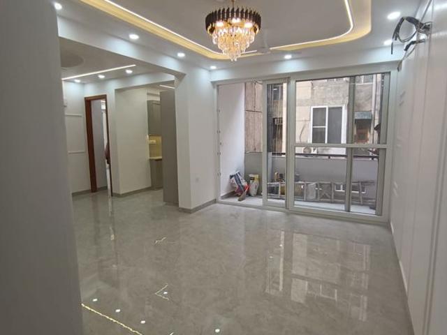 Resale | 3 BHK 1700 Sq.Ft. Apartment in Sector 4 Dwarka