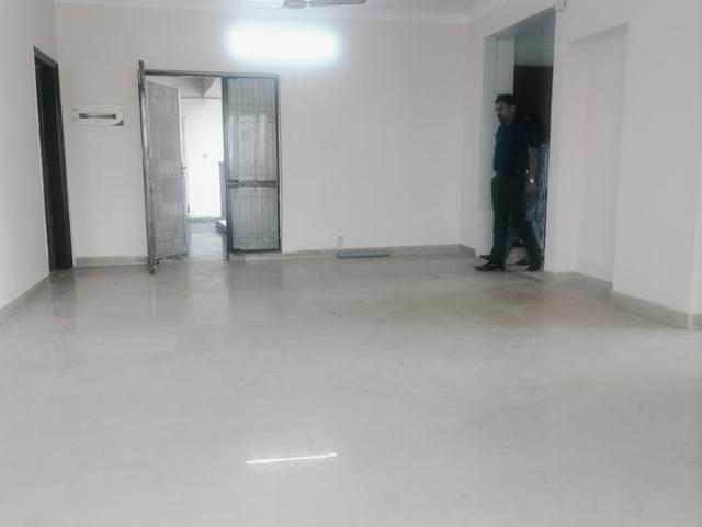 Resale | 3 BHK 1700 Sq.Ft. Apartment in Vasant Kunj