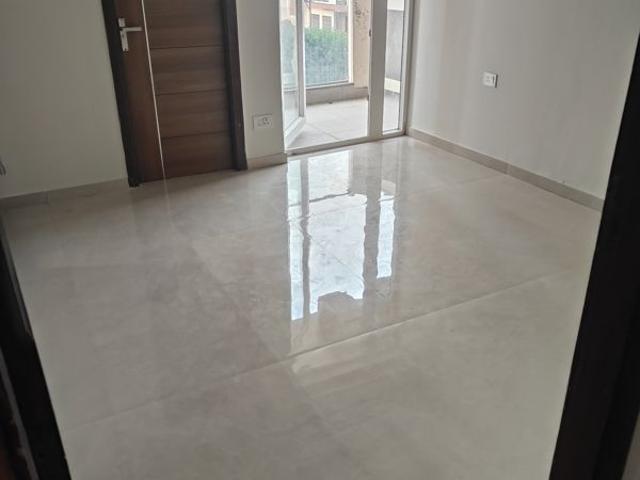 Resale | 3 BHK 1704 Sq.Ft. Apartment in Tulip Yellow