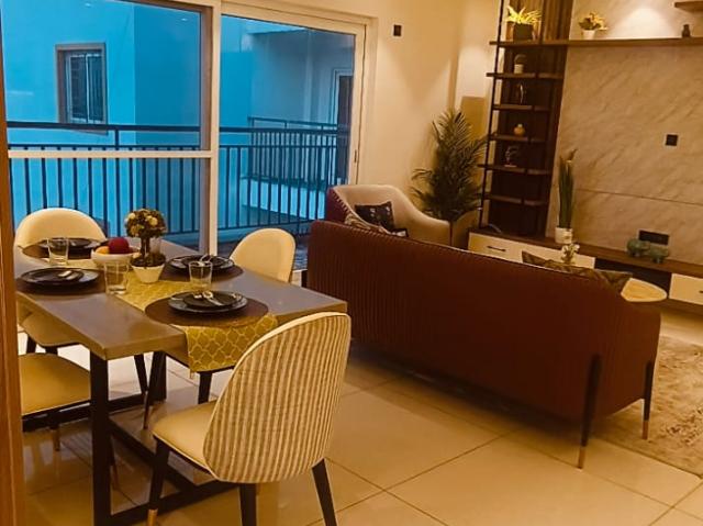 Resale | 3 BHK 1705 Sq.Ft. Apartment in Keya Spring
