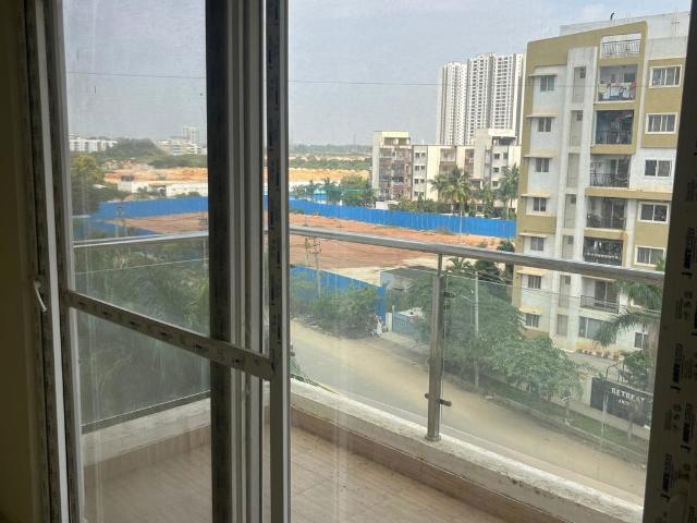 Resale | 3 BHK 1705 Sq.Ft. Apartment in SS Snowdrop