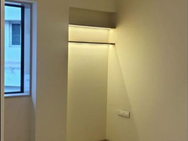 Resale | 3 BHK 1709 Sq.Ft. Apartment in Dhanvantari Bhavan