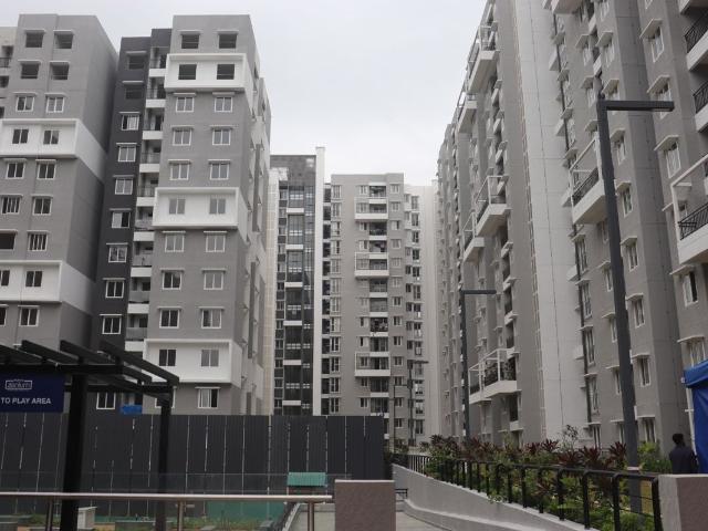 Resale | 3 BHK 1710 Sq.Ft. Apartment in Puravankara Purva Zenium