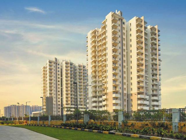 Resale | 3 BHK 1712 Sq.Ft. Apartment in Godrej Summit