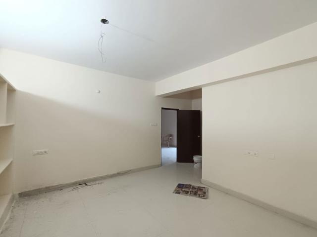 Resale | 3 BHK 1725 Sq.Ft. Apartment in Balaji Nilayam Tarnaka