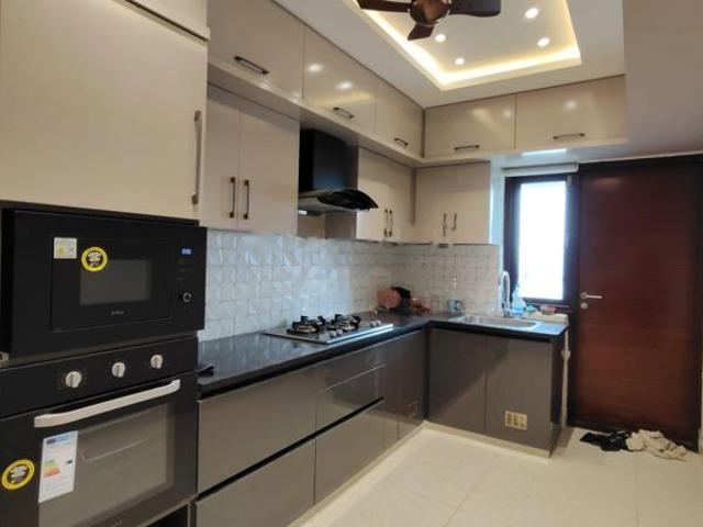 Resale | 3 BHK 1725 Sq.Ft. Apartment in Honer Vivantis