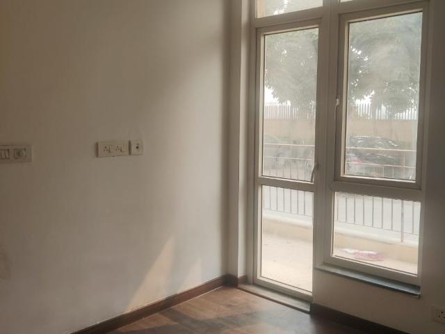 Resale | 3 BHK 1725 Sq.Ft. Apartment in Sector 21D