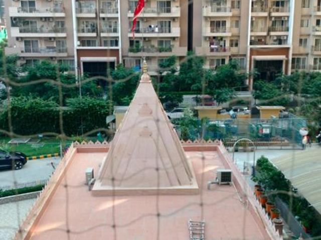 Resale | 3 BHK + 1732 Sq.Ft. Apartment in Apex Athena