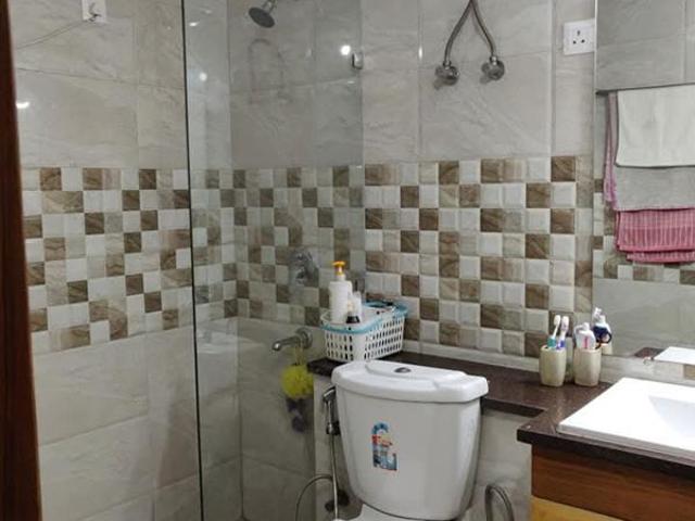 Resale | 3 BHK + 1735 Sq.Ft. Apartment in Apex Athena