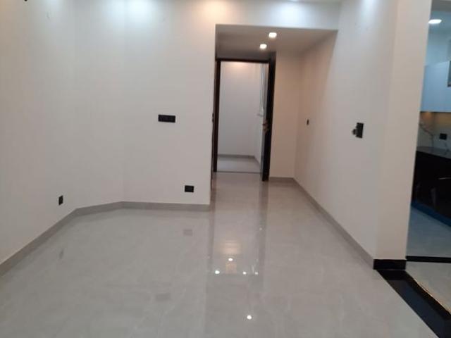 Resale | 3 BHK 1840 Sq.Ft. Apartment in Dwarka