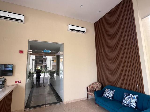 Resale | 3 BHK 1845 Sq.Ft. Apartment in Silverglades The Melia