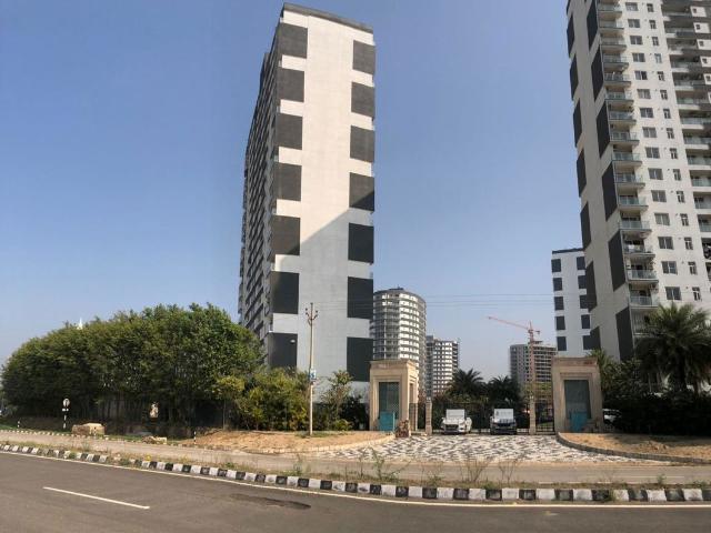 Resale | 3 BHK 1846 Sq.Ft. Apartment in Omaxe New Chandigarh