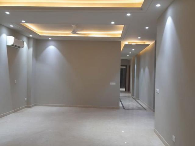 Resale | 3 BHK + 1850 Sq.Ft. Apartment in Greater Kailash II