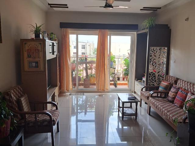 Resale | 3 BHK 1850 Sq.Ft. Apartment in Salarpuria Sattva Cadenza