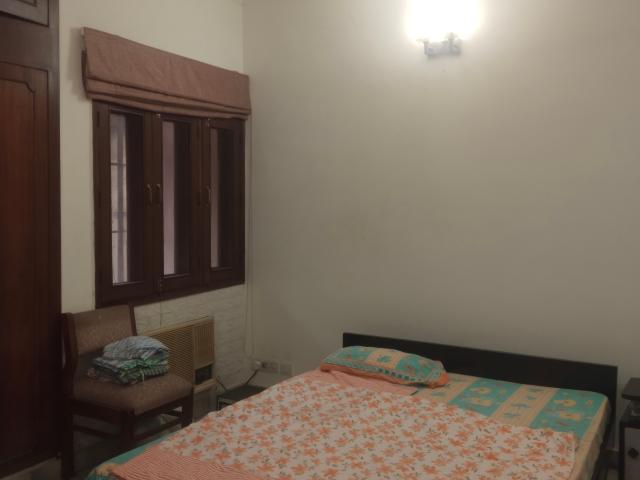 Resale | 3 BHK 1850 Sq.Ft. Apartment in Sarita Vihar