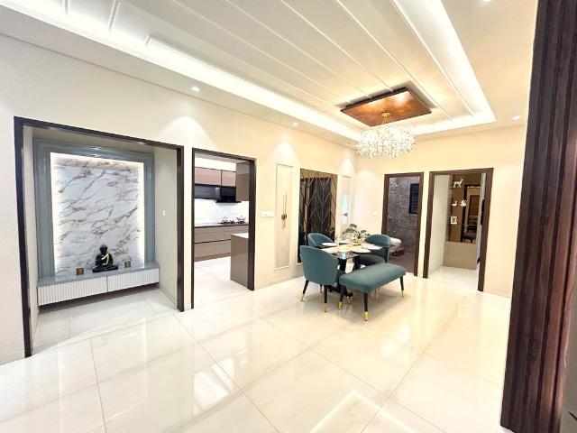 Resale | 3 BHK + 1850 Sq.Ft. Apartment in Pride Euphora